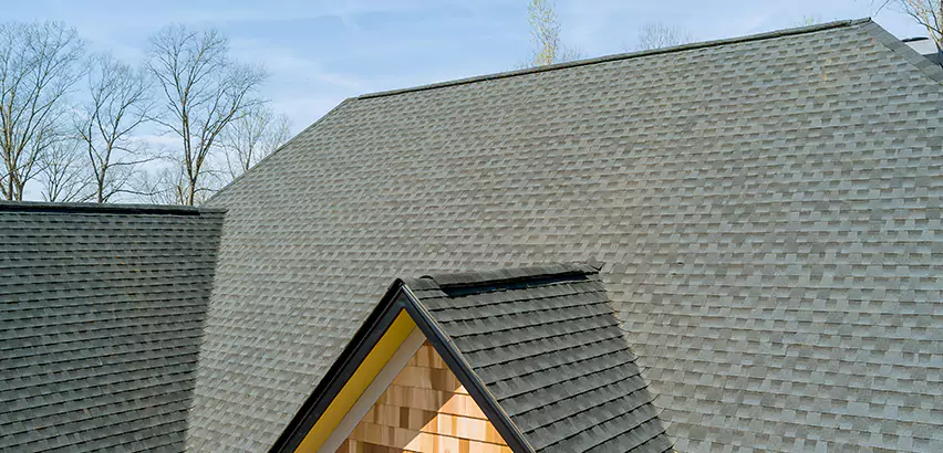 Replacing Vinyl Siding With Cedar Shingles in Rancho Santa Fe