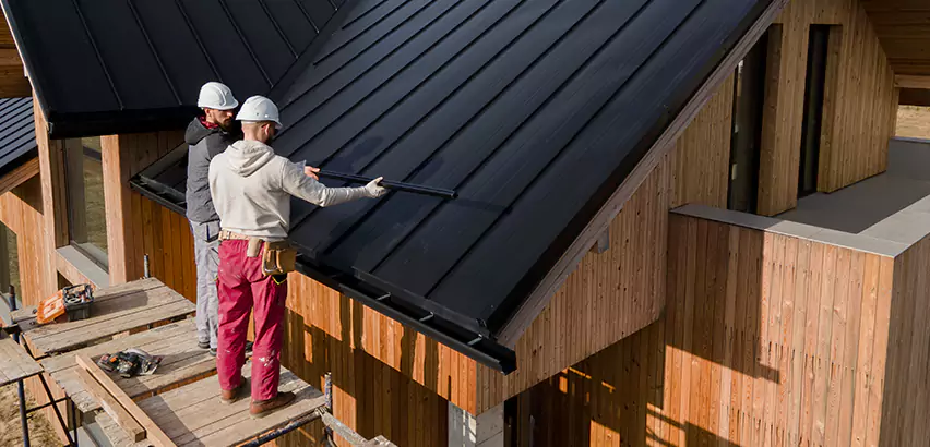 Metal Roof Maintenance in Rancho Santa Fe